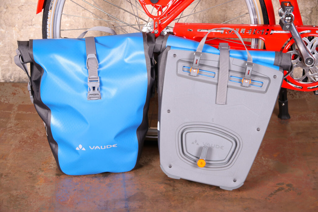 Vaude Aqua Back panniers.jpg
