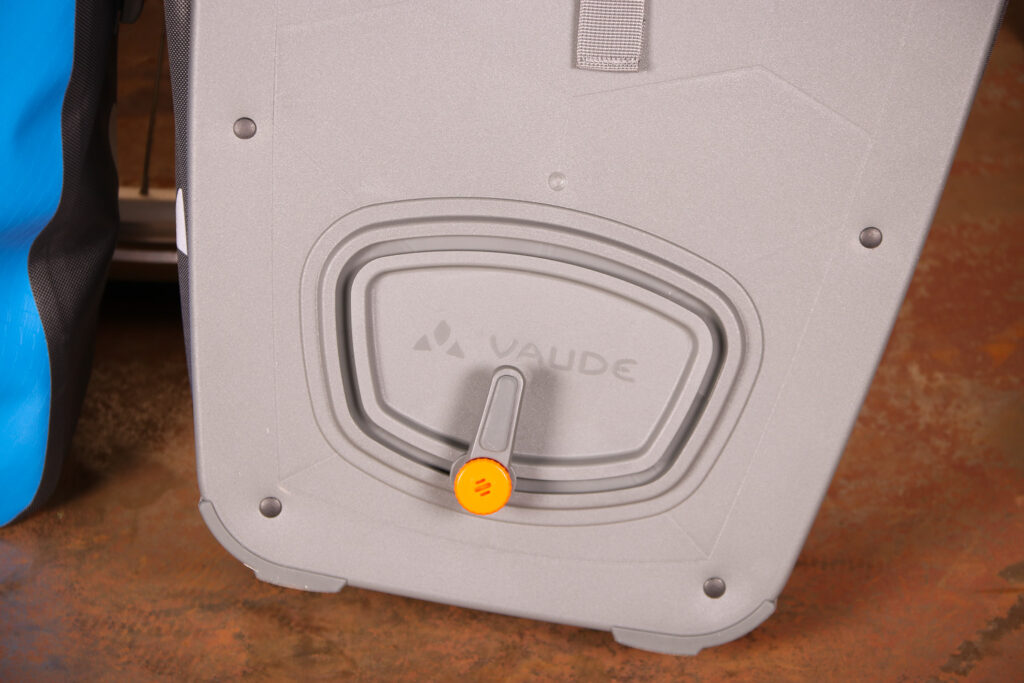Vaude Aqua Back panniers – baqck detail 2.jpg
