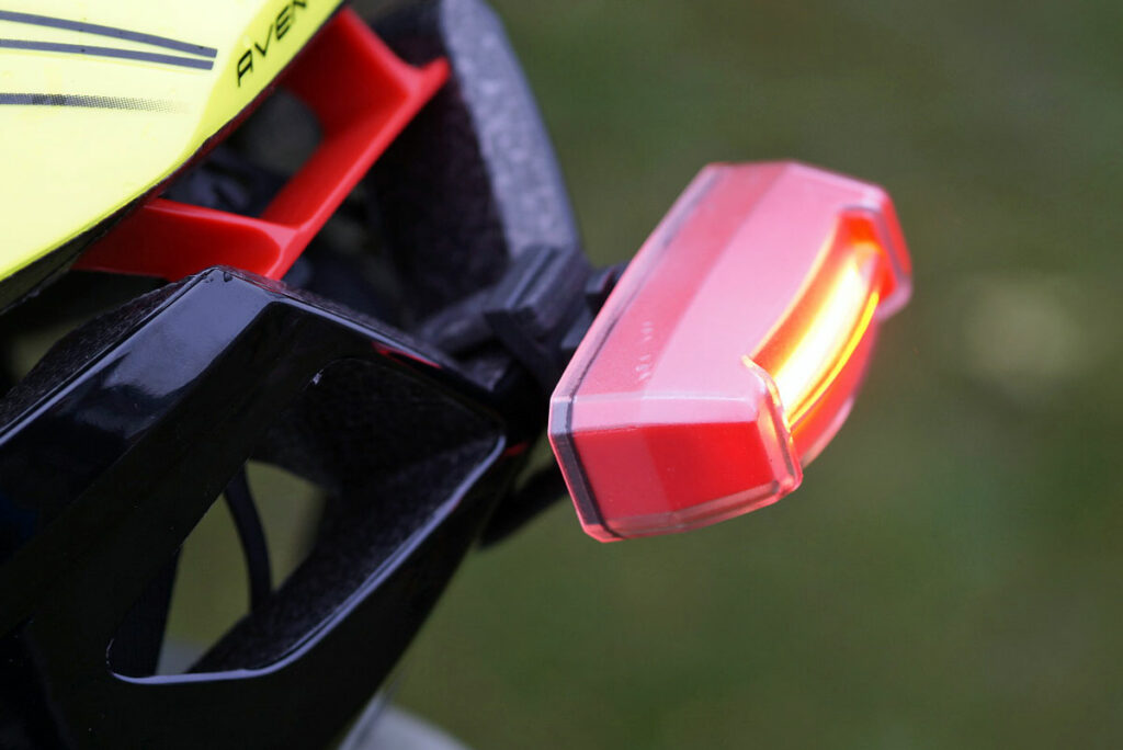 Abus Aventor Neon Yellow – with Xeccon light.jpg