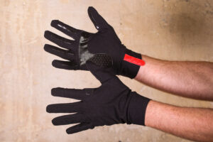 ashmei Windproof Glove.jpg