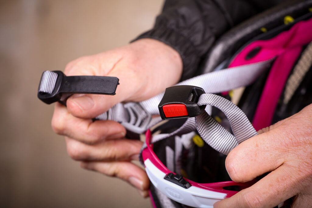 Bell Tempo Mips Universal Womens helmet – clip 2.jpg