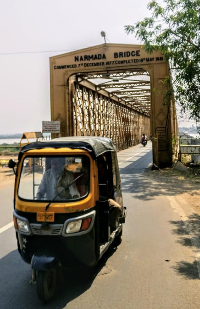 tuktuk.png