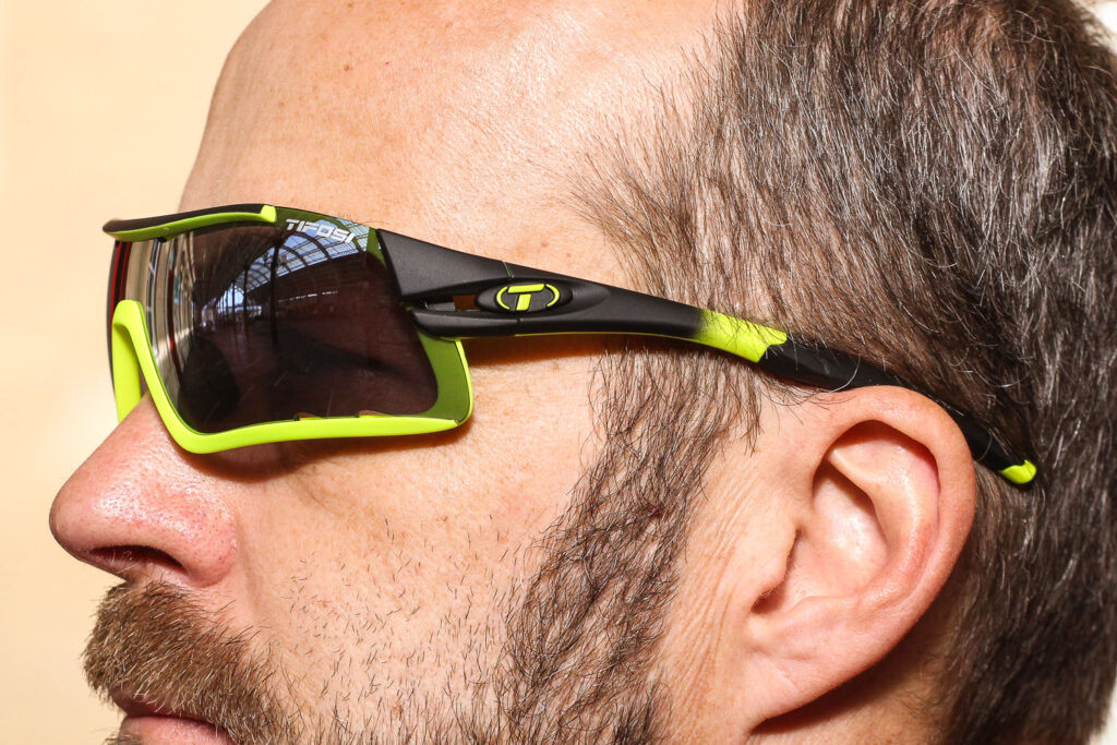 Tifosi Davos Race Neon Interchaneable 2018 Sun Glasses 2.jpg