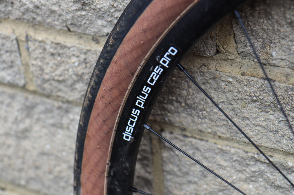 3t_discus_pro_650b_wheels-5.jpg