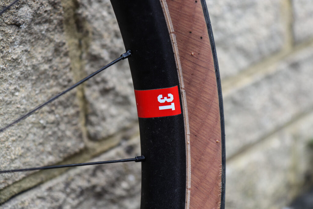 3t_discus_pro_650b_wheels-6.jpg
