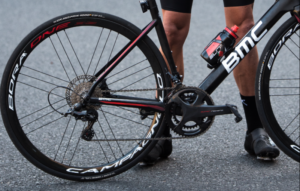 campag_disc_riding_shot_1.png