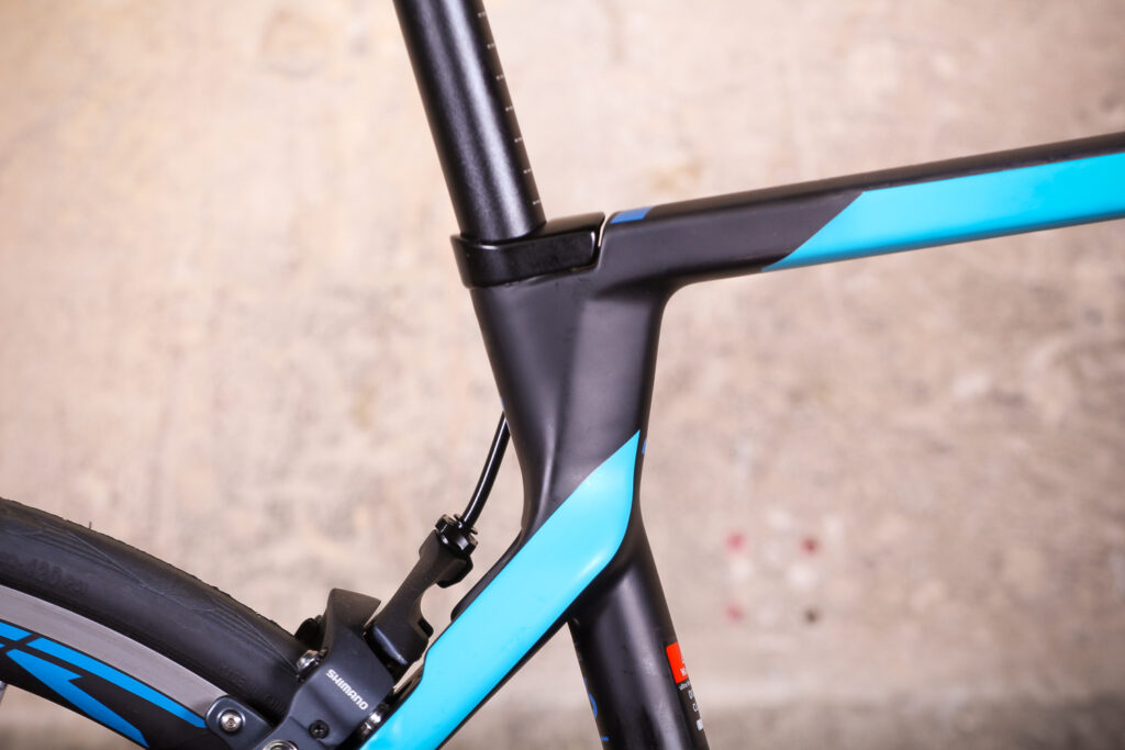 Cube Agree Pro – seat tube junction.jpg