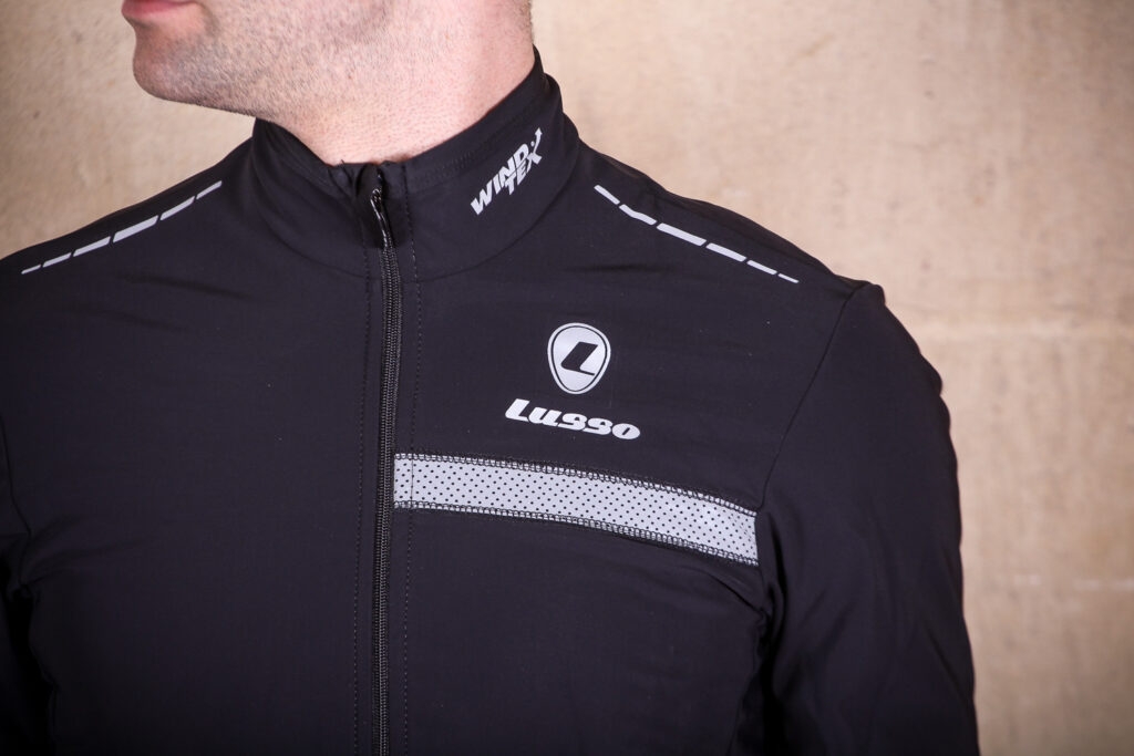 Lusso Mens Aqua Extreme Black V2 Jacket – chest.jpg