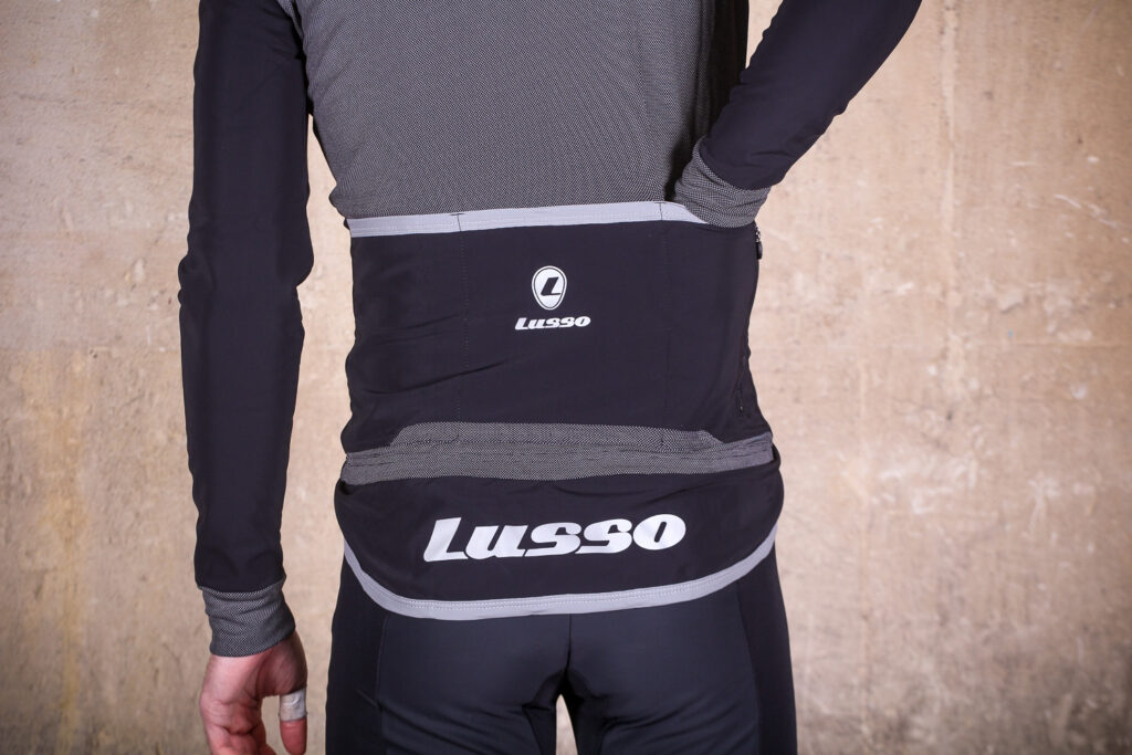 Lusso Mens Aqua Extreme Black V2 Jacket – pockets.jpg