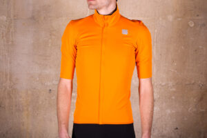 sportful_fiandre_light_norain_short_sleeve_jersey.jpg