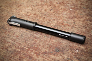 topeak_roadie_dax_hand_pump.jpg