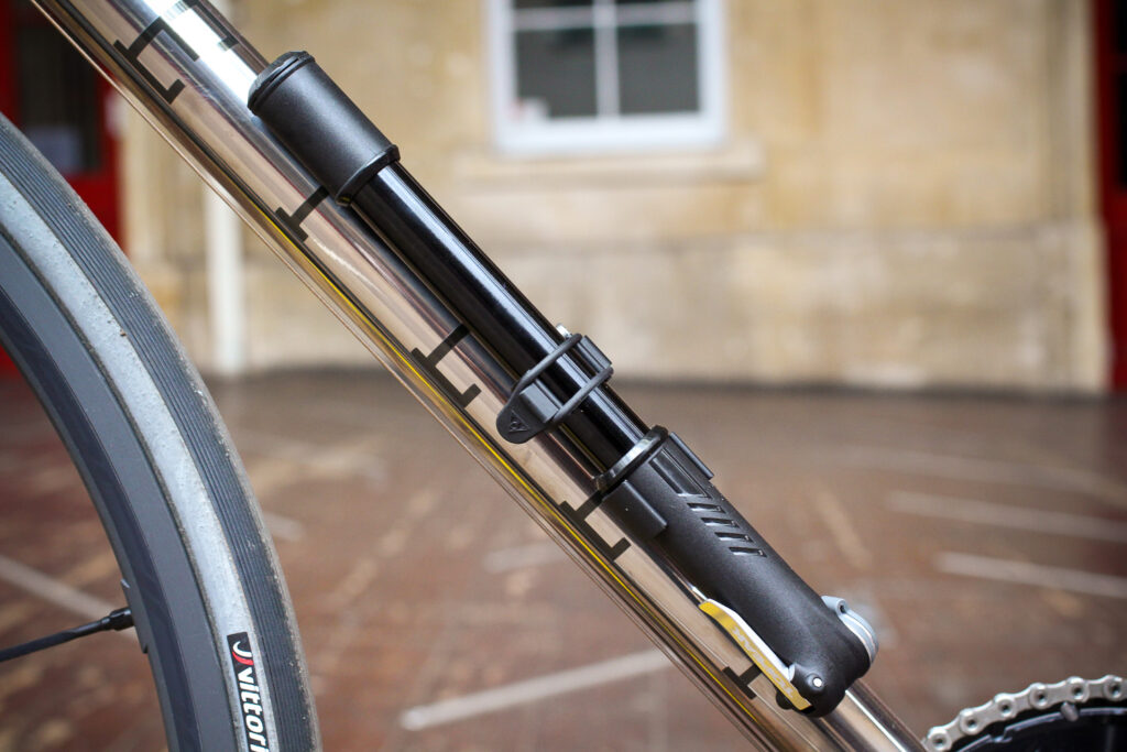 topeakroadiedaxhandpump-onbike.jpg