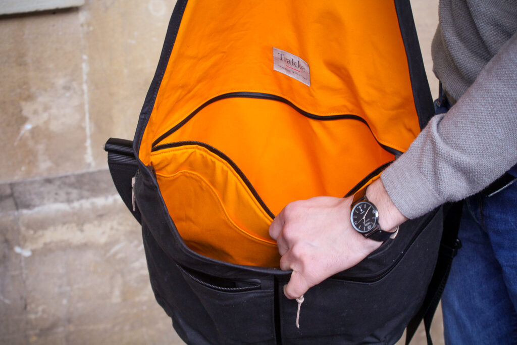 Trakke Wee Lug Mk2 Messenger Bag – pocket 2.jpg