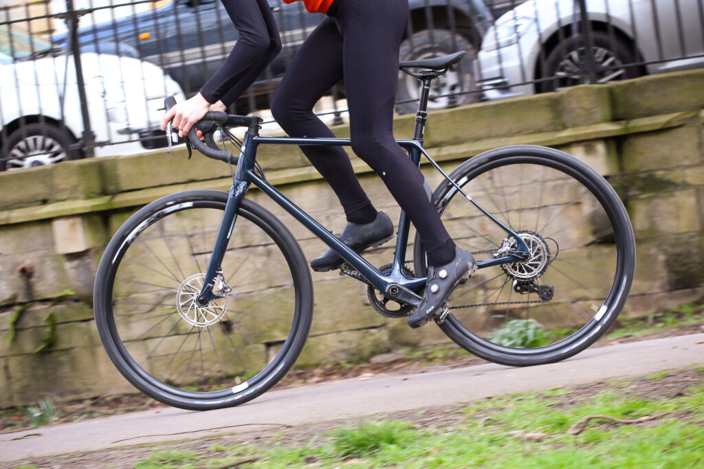 Vielo V+1 – riding 3.jpg