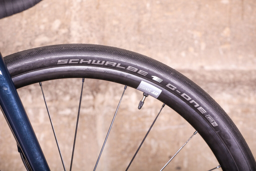 Vielo V+1 – tyre.jpg