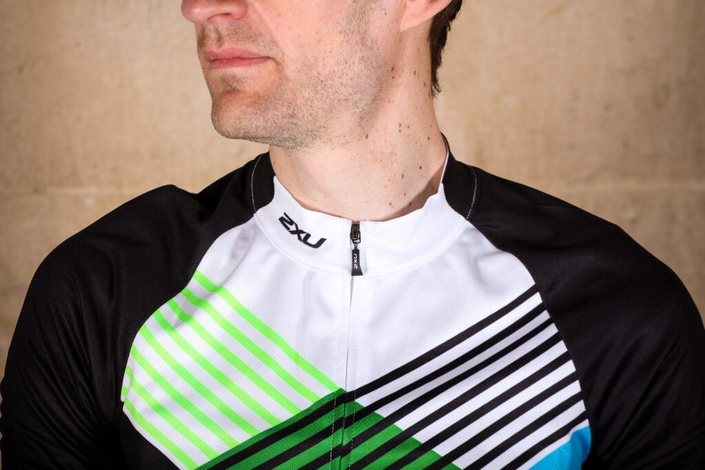2xu_sub_cycle_jersey_-_collar.jpg