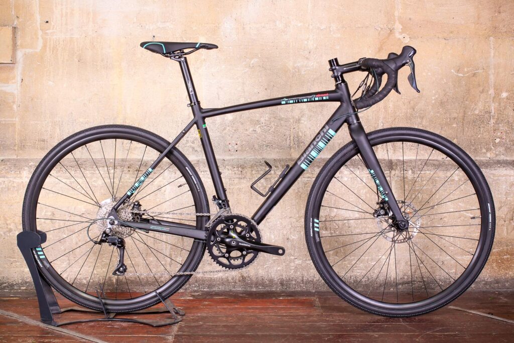 bianchivianirone7allroad.jpg