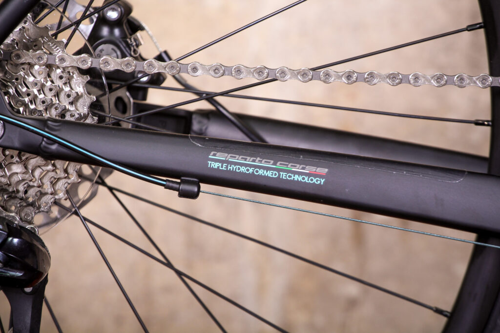 bianchi_via_nirone_7_all_road_-_chain_stay.jpg