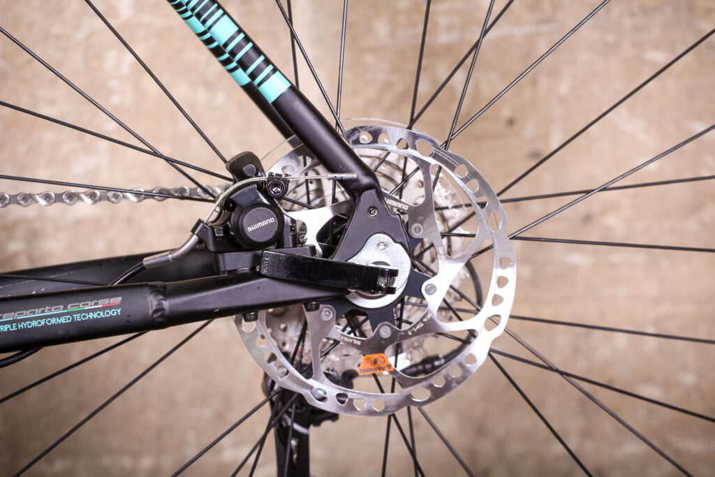 bianchi_via_nirone_7_all_road_-_rear_disc_brake.jpg