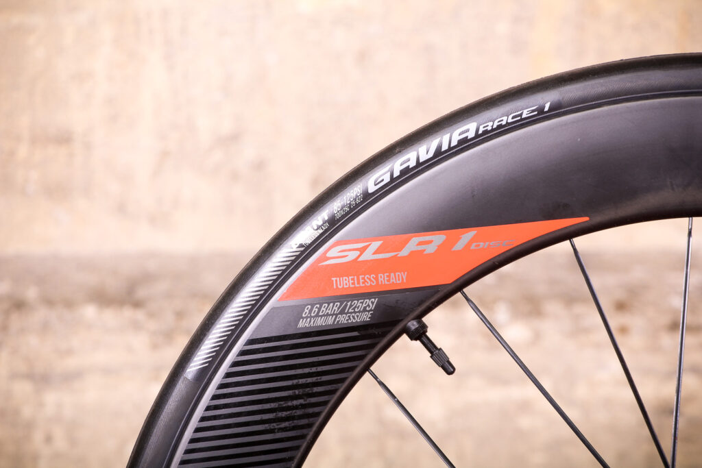 Giant Propel Advanced Disc – tyre and rim.jpg