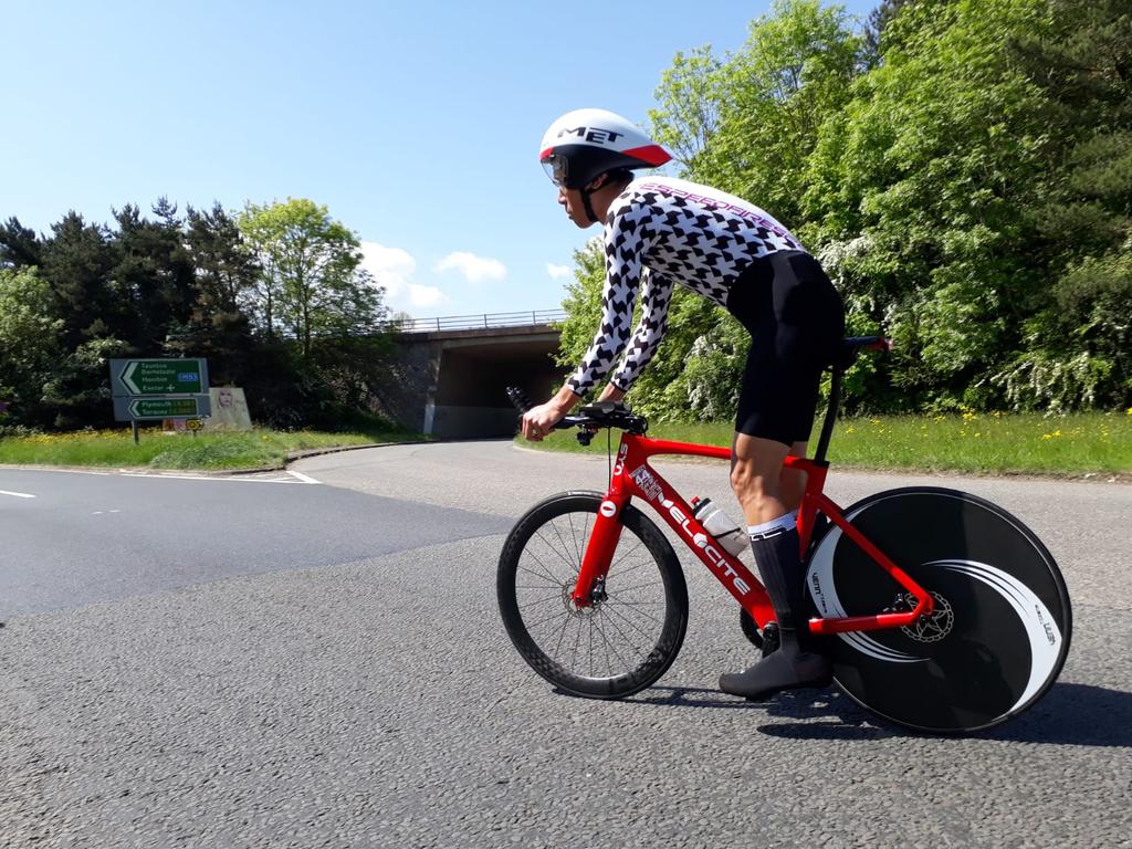 Ian To LEJOG record attempt (picture via Plejog on Twitter).jpg