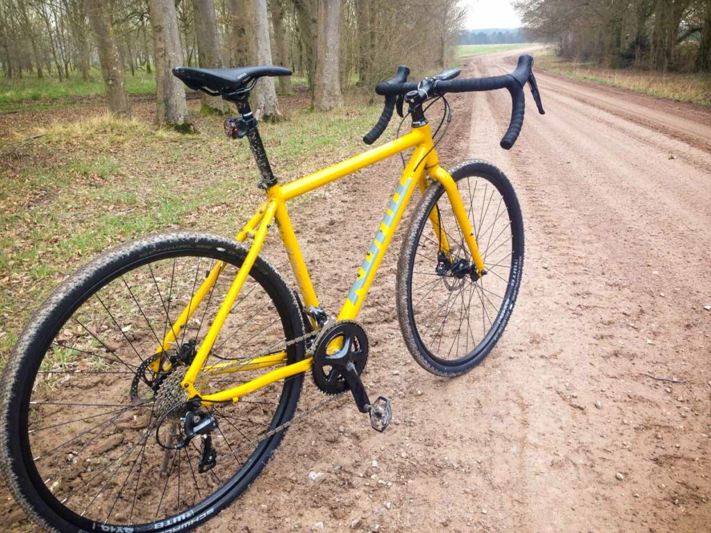 kona_rove_dl_-_gravel_set_up_2.jpg