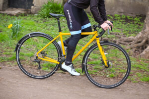 kona_rove_dl_-_riding_1.jpg