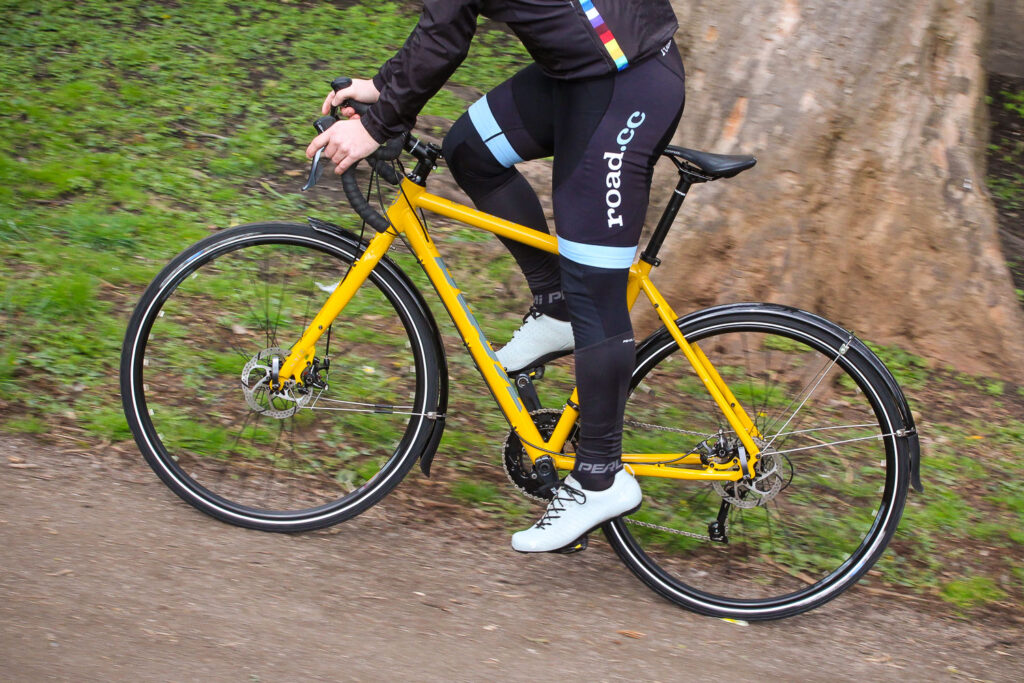 kona_rove_dl_-_riding_4.jpg