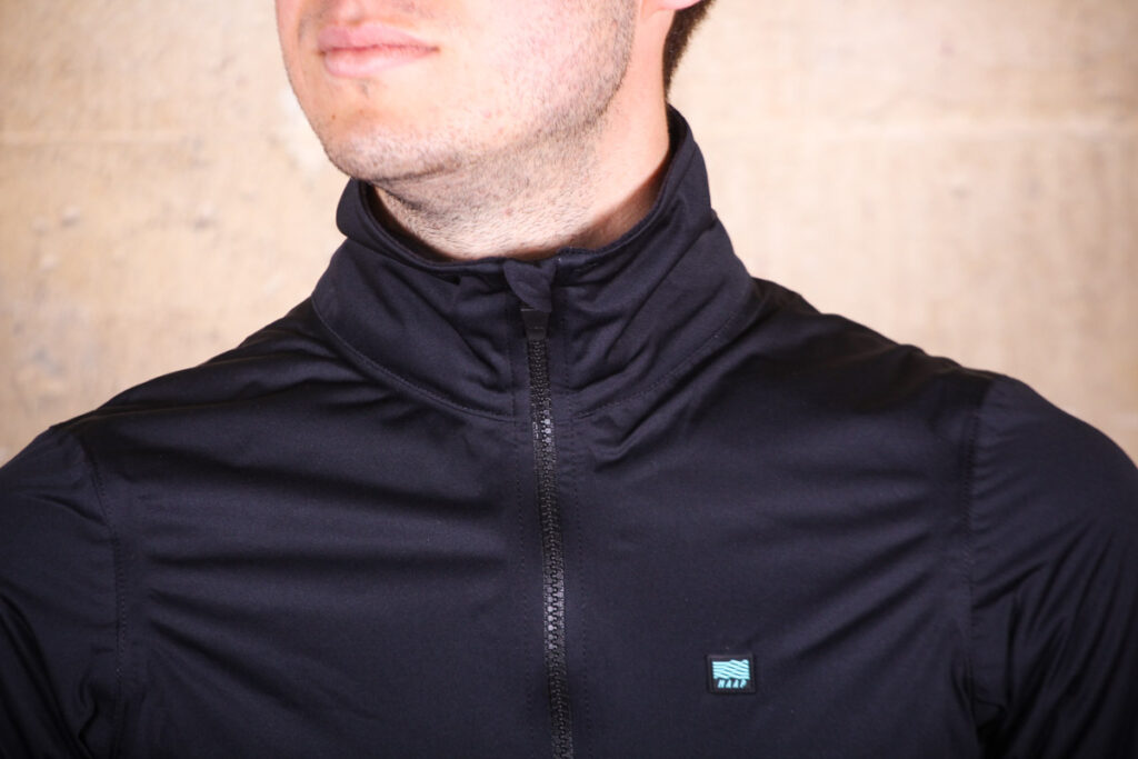 maap_block_out_pro_jacket_-_collar.jpg