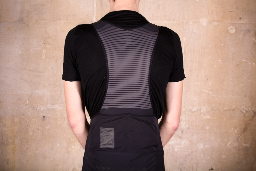 rapha_cargo_bib_shorts_-_straps_back.jpg