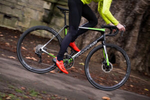 Cannondale Synapse Hi-Mod Disc Dura-Ace Di2 - riding 1.jpg