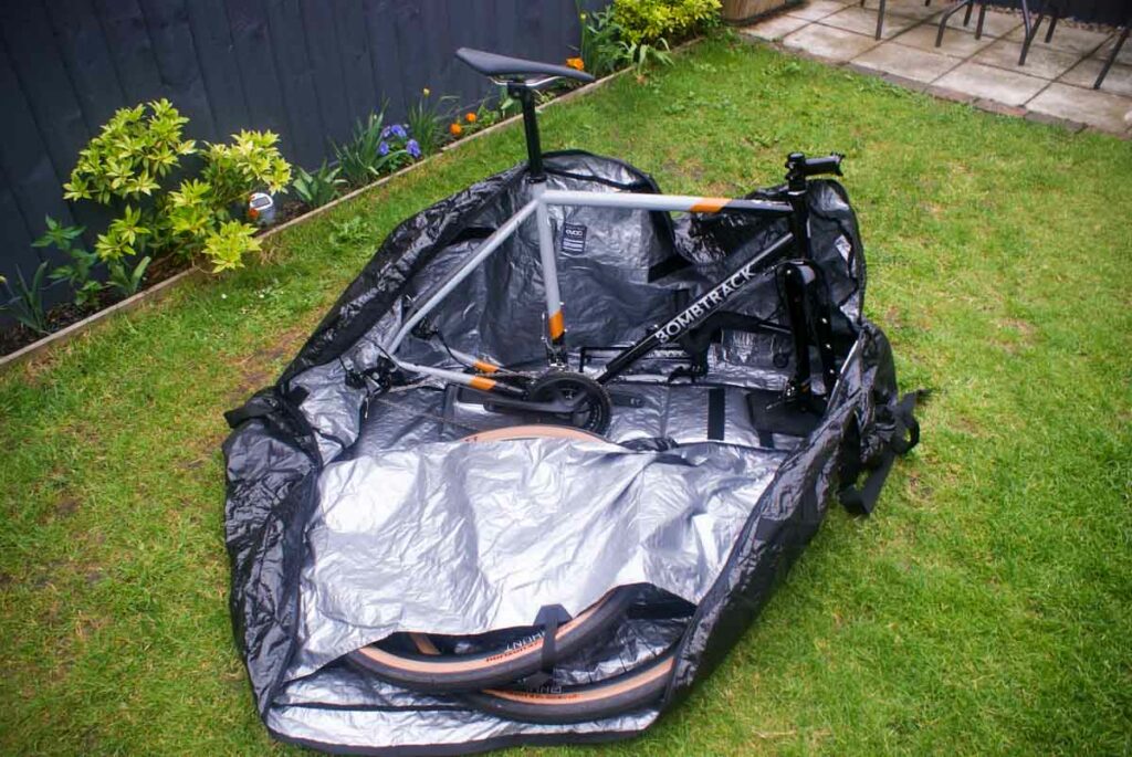 evoc_bike_cover_7.jpg