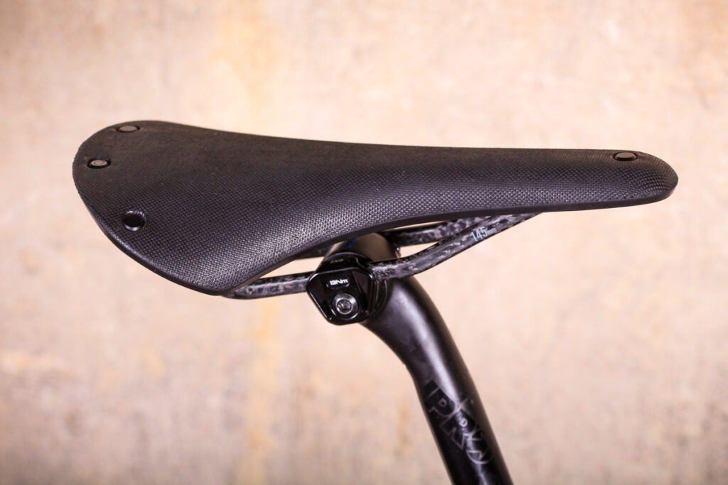 j_laverack_r_j_ack_disc_-_saddle.jpg