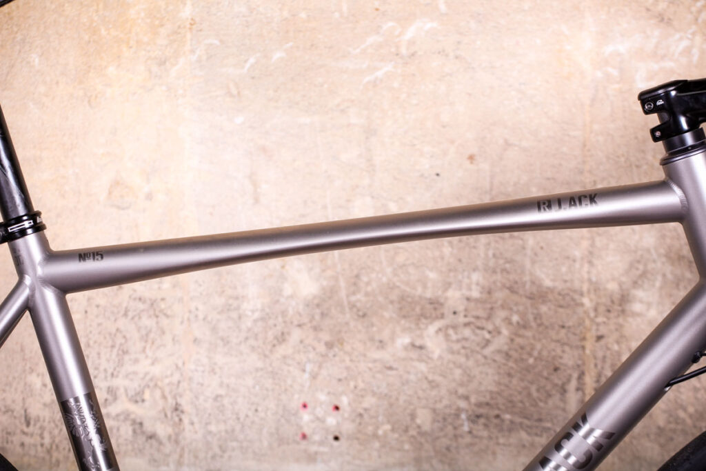j_laverack_r_j_ack_disc_-_top_tube_shape.jpg