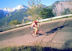 matt_richardson_on_the_alpe_dhuez.jpg