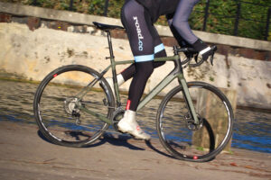 Orro Terra C 5800 Hydro - riding 3.jpg
