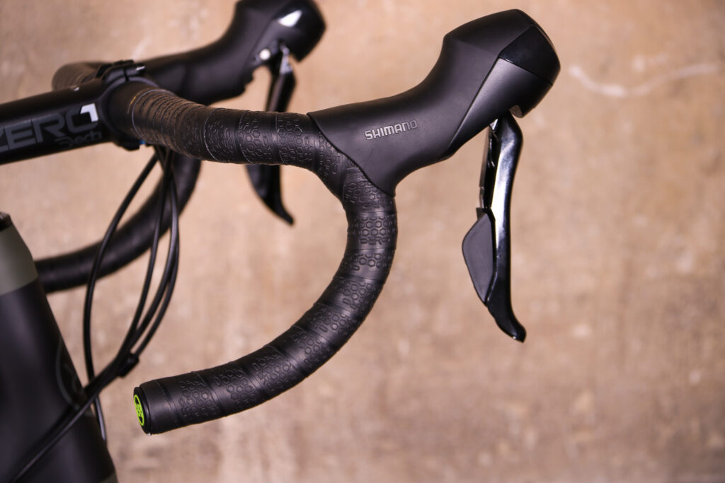Orro Terra C – bar and shifter.jpg