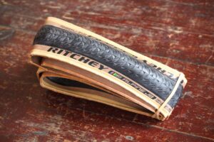ritchey_wcs_alpine_jb_120tpi_tlr_stronghold_tyre.jpg
