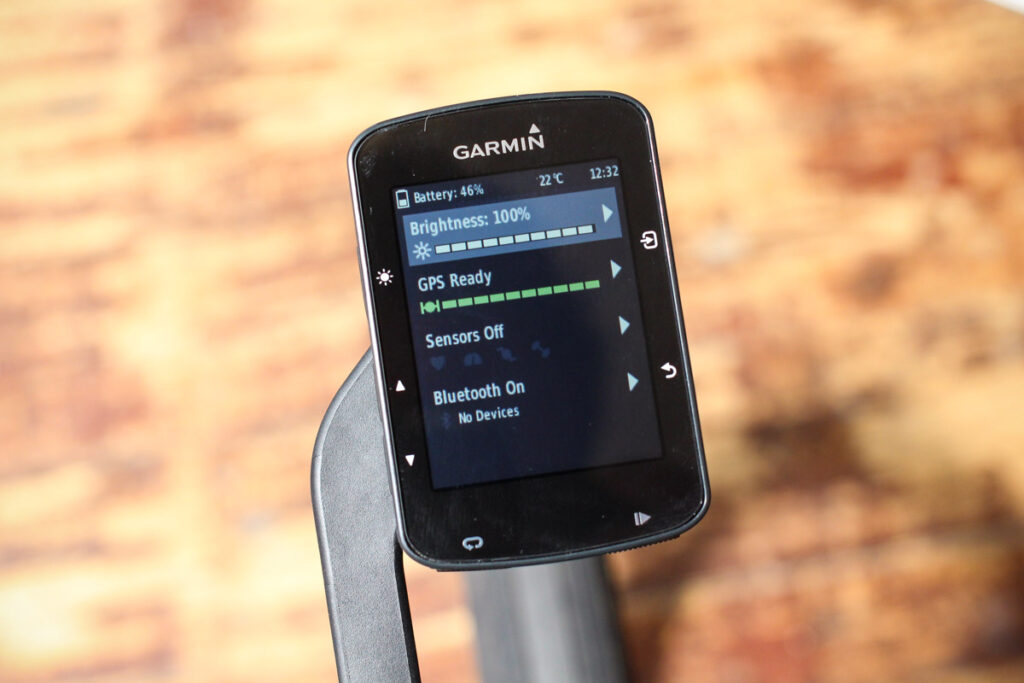 garmin_edge_520_plus_-_screen_8.jpg