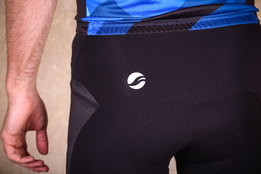 giant_elevate_bib_shorts_-_logo.jpg