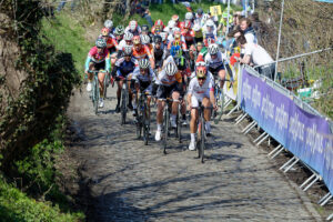 Tour of Flanders 2015 (licensed CC BY 2.0 by S Yuki on Flickr)