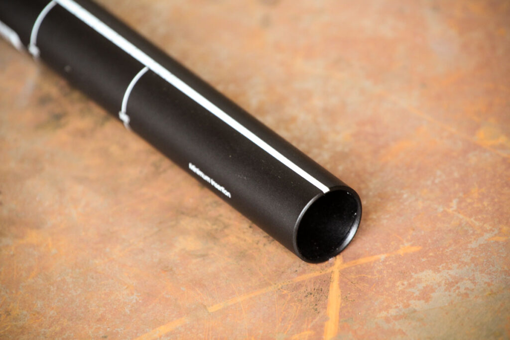 3t_zero_25_pro_seat_post_-_detail.jpg