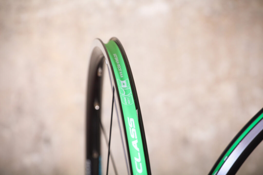 _alx265_700c_qr_road_wheels_tl-ready_-_rim_bed.jpg