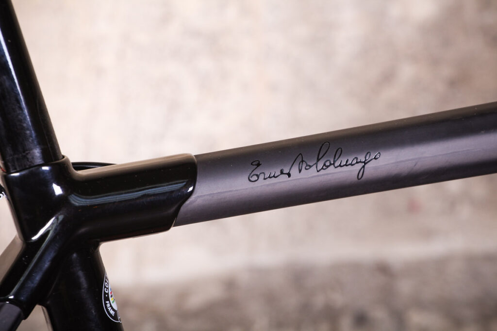 colnago_c64_-_top_tube_detail_2.jpg
