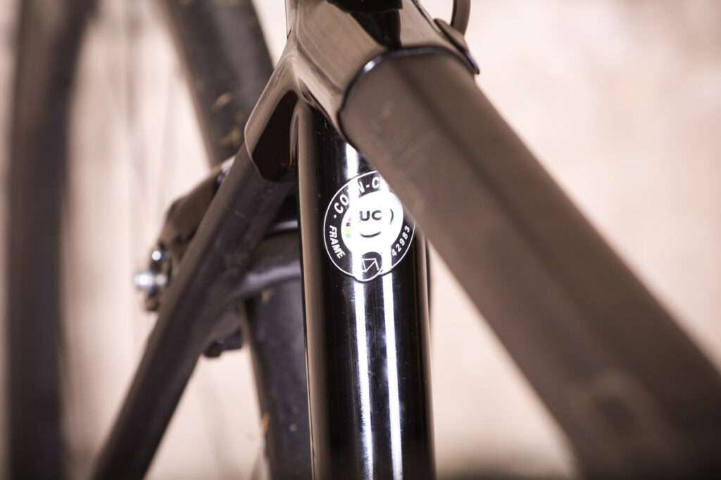 colnago_c64_-_uci_sticker.jpg