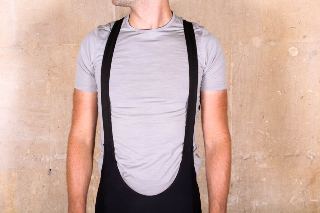 giro_chrono_pro_bib_shorts_-_straps_front.jpg