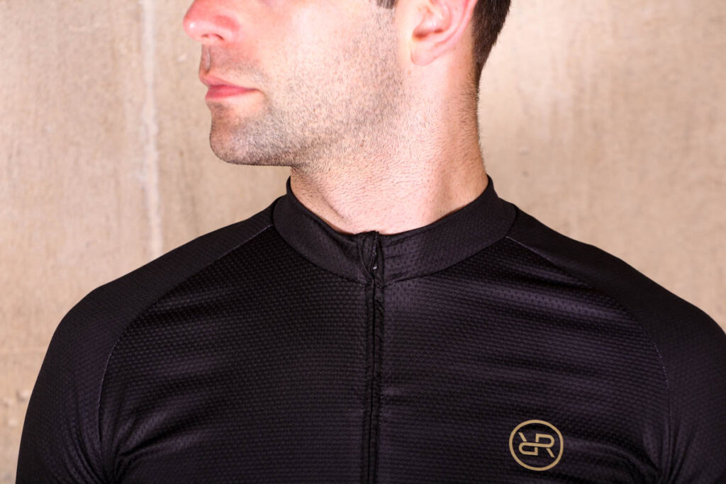 orro_bikes_cycling_jersey_-_collar.jpg