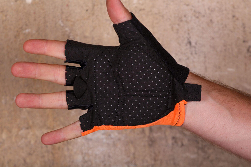 santini_brisk_race_mitt_-_palm.jpg