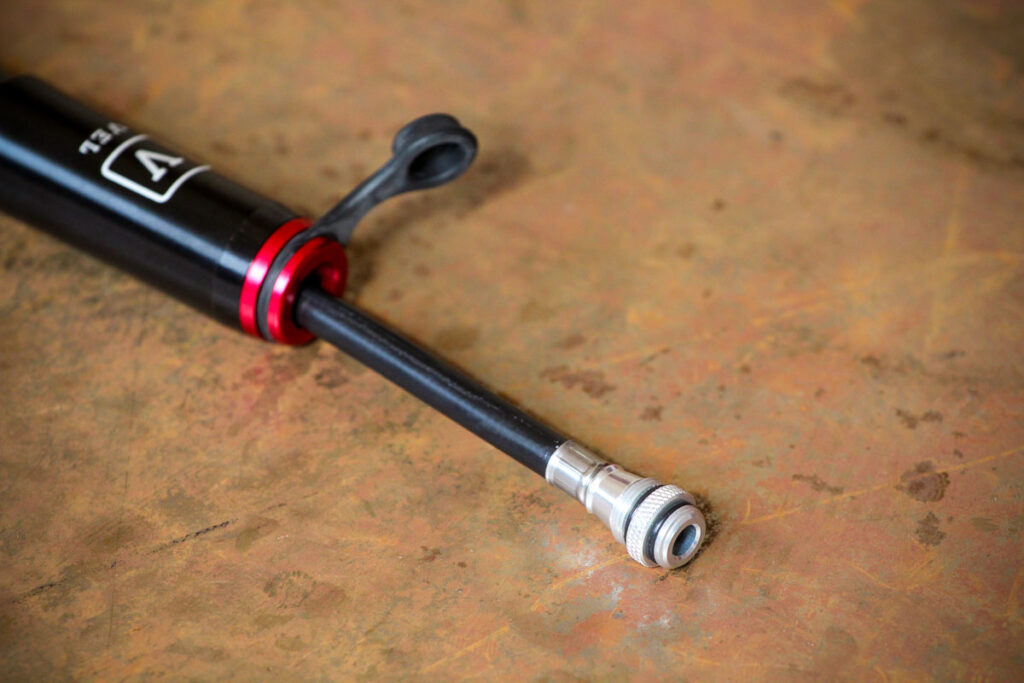 vel_air_flow_pump_-_hose.jpg