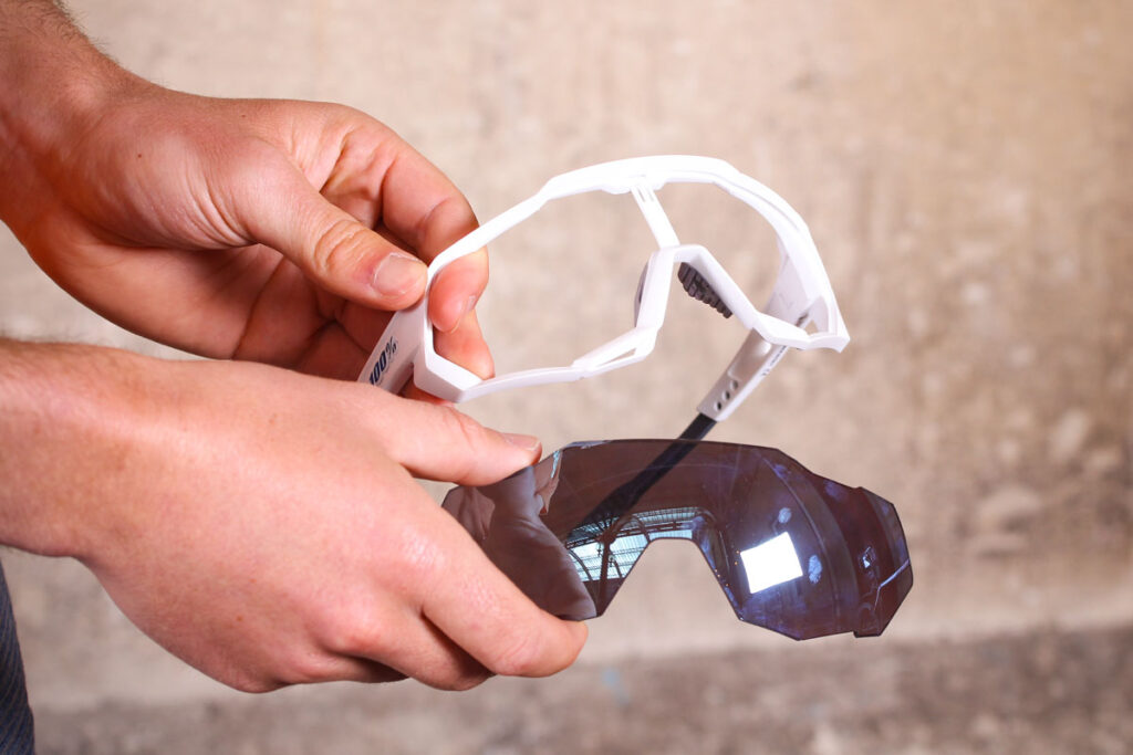 100_speedtrap_glasses_5.jpg